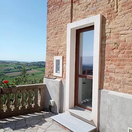 Casa Ollearo Monferrato- A With A View דירה