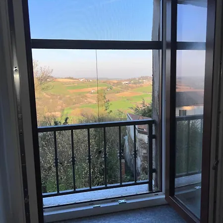 Casa Ollearo Monferrato- A With A View דירה